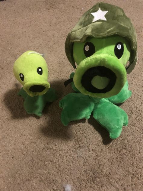 lot  store bought  homemade pvz plushies   bought