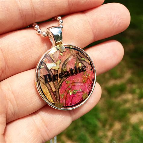 resin pendant ideas   advanced jewelry maker resin obsession
