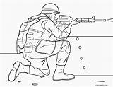 Ausmalbilder Soldier Armee Holding Miscellaneous Coloringonly Coloringhome sketch template