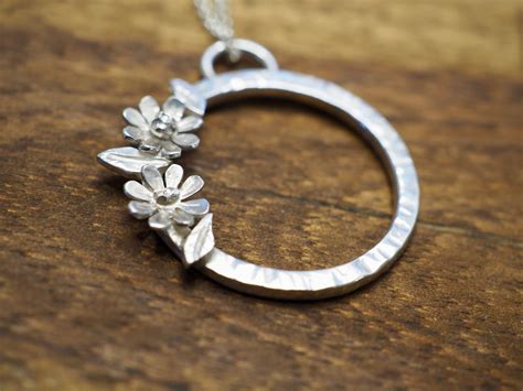 silver daisy pendant sterling silver flower necklace handmade silver jewellery gift