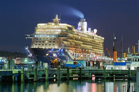 cruise ship  port  stock photo public domain pictures