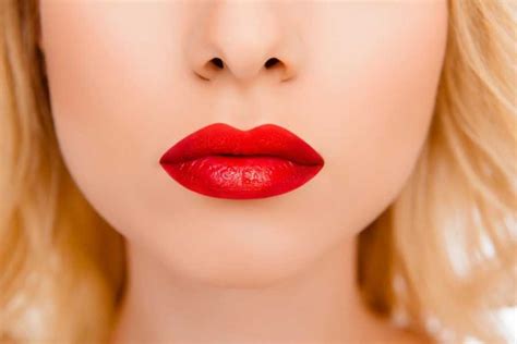 Fuller Lips 10 Best Ways To Plump Up Thin Lips