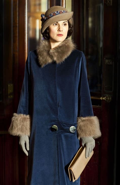 lady mary crawleys   dresses  outfits  downton abbey glamour