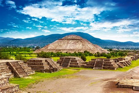 mexicos tourist attractions  starting   visitors