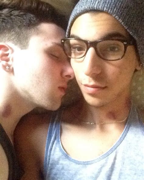 cute gay couples on twitter thanks nickanthony97 for this one