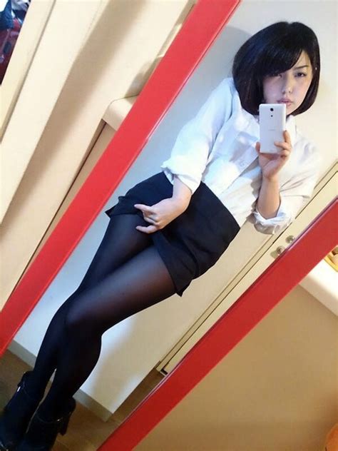 Jigadoribu Japanese Gravure Idol Model Sexy Selfies