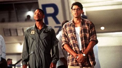 6 ridiculous things that happen in the original independence day