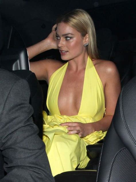 margot robbie tits slipped out of yellow dress scandal planet
