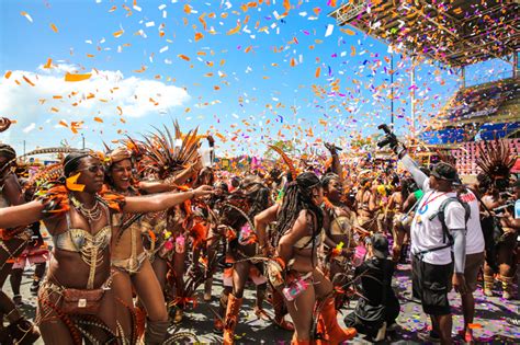play trinidad  tobago carnival  trini traveller