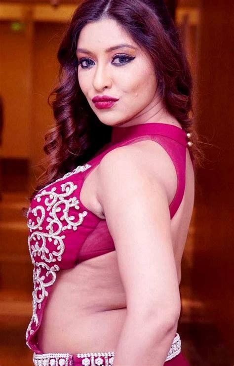 indian actress payal ghosh hot back navel folds clevage looking sexy