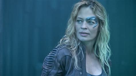 jeri ryan on seven as a badass and sharing borgness with locutus on