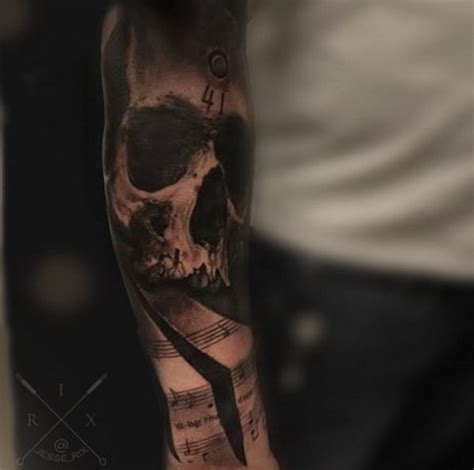 skull  notes tattoo bronode