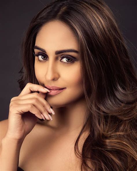 Krystle Dsouza Hd Wallpaper And Best Pictures Collection Bollywood