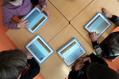 École des tablettes numériques dès la maternelle pour lutter contre l