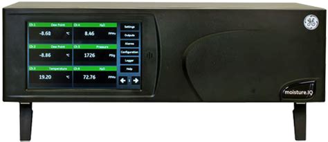 Panametrics moisture analyzer