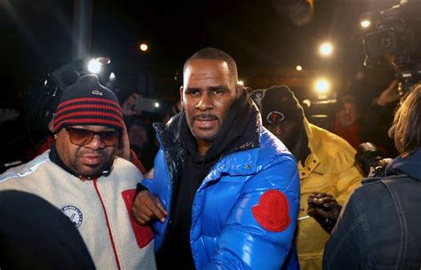 R Kelly Charged With 10 Counts Of Sexual Abuse In Chicago The New
