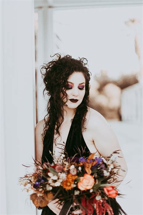 halloween wedding inspired by tim burton s beetlejuice popsugar love and sex photo 58