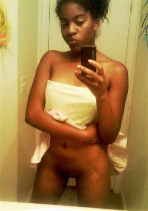 naked ebony teens mirror pic porn archive