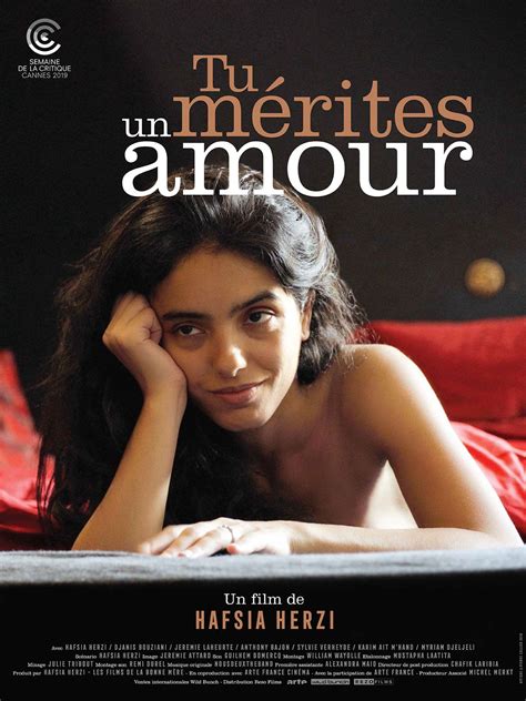 découvrez l affiche du film tu mérites un amour réalisé par hafsia