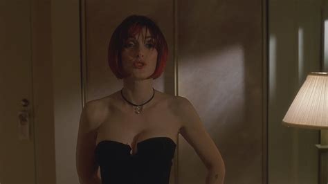 nackte winona ryder in sex and death 101