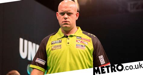 european championship darts ross smith reacts to stunning