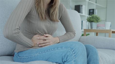 stomach ache asian women  abdominal pain indigestion gastritis menstrual cramps