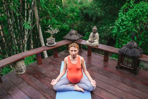How To Have A Meditation Practice While Pregnant Mindbodygreen
