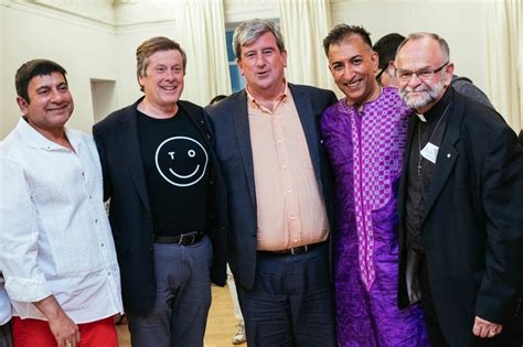 Muslim Leaders Break Bread With Toronto Queers Now Magazine