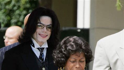 michael jackson s missing mother is safe