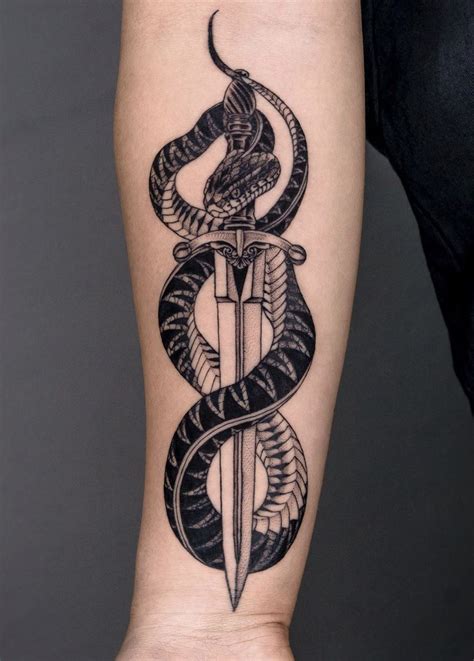 snake tattoo em  tatuagem de cobra tatuagem tatuagens