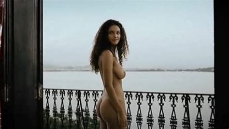 Nude Video Celebs Debora Nascimento Nude Budapeste 2009