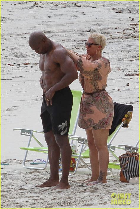 Terry Crews Shows Off Ripped And Shirtless Body In Rio De Janiero Photo