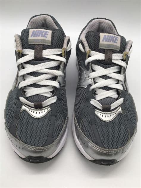 nike dart  womens running training shoes size  gray silver white   ebay