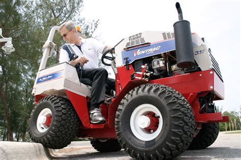 ventrac advantages center oscillatingarticulating tractor