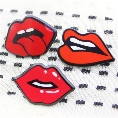 Enamel Pins For Women Sexy Lips Red Brooch Pin Badge Decoration Pin