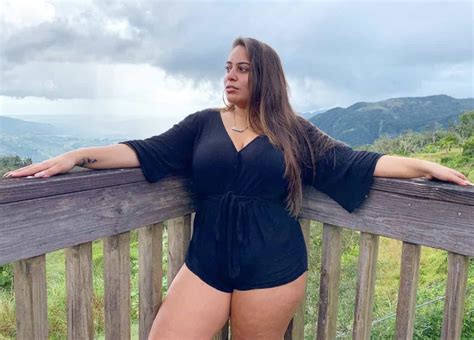 latinas open up about their complicated relationship with their thighs