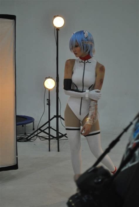 exclusive behind the scene look at jay tablante s new cosplay shoot