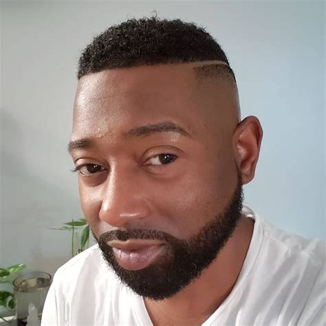 Pin On Black Men S Haircuts And Beard Styles