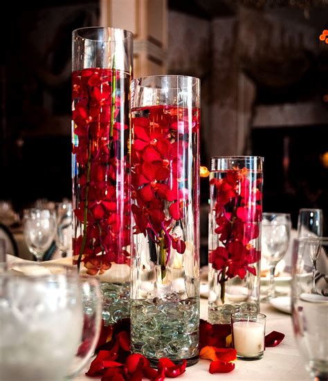 gorgeous glass vase christmas centerpiece pictures   images  facebook tumblr