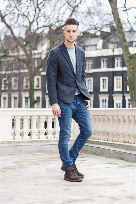 grays jeans and brown boots basic outfits men s style pinterest gray jeans guy clothes