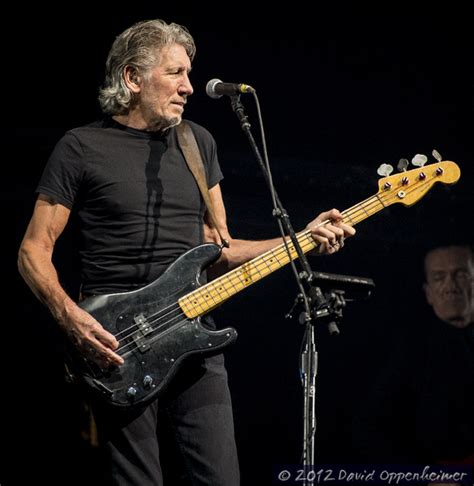 Roger Waters S Fender Roger Waters Precision Bass