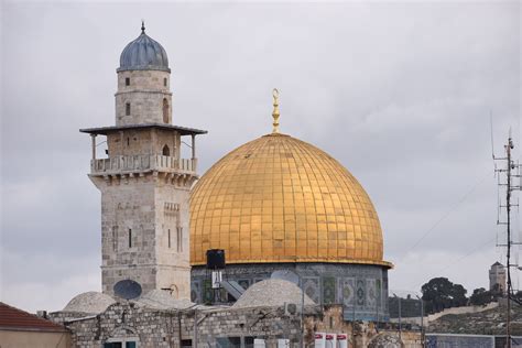 visiting jerusalem  holy city world travellers riccarton