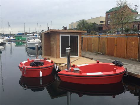 Floating Hot Tub Tours Coming To Victoria