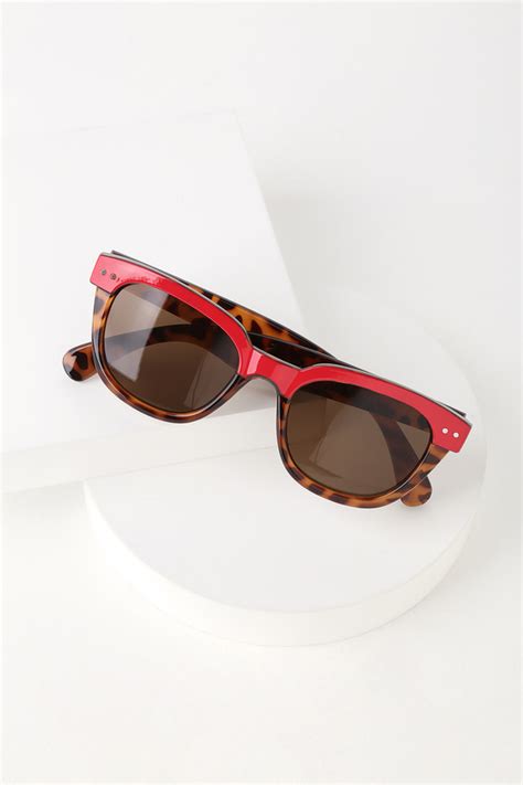 cute red and tortoise sunglasses tortoise sunglasses lulus