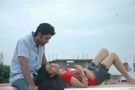Pin By Rameshbhai Dhameliya Rameshbha On Couple Shoot Movies Couple