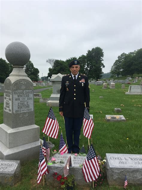 Veteran Af On Memorial Day Visiting The Grave Of Major Richard Dick