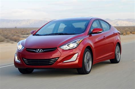 hyundai elantra  sale pricing features edmunds