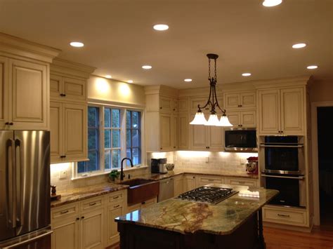 feel  picture   good   light   room kitchen recessed lighting