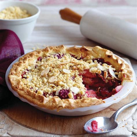 Apple And Rhubarb Crumble Pie Healthy Recipe Ww Australia