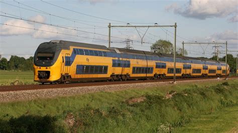 percent  dutch trains  run  wind energy motherboard